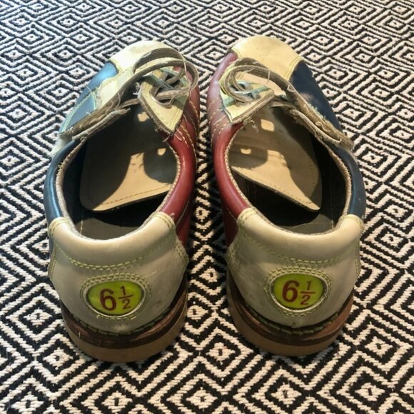 SCORPIO SEASON SALE ♏️ Bowling Shoes - Picture 2 of 2